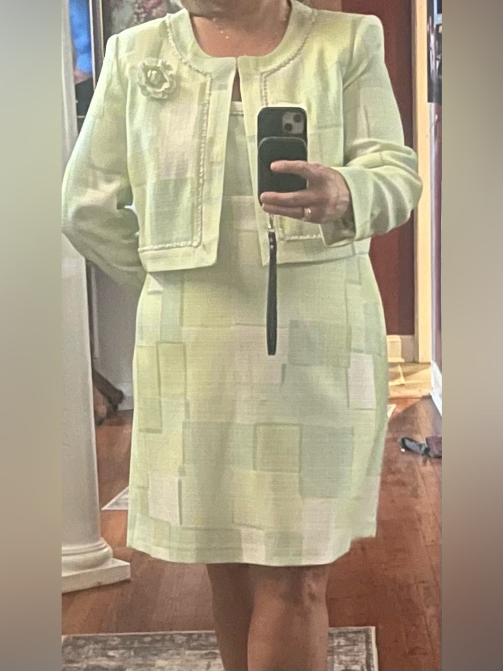 Karl Lagerfeld Tea Green and White Tweed Dress & Jacket Set 16 - Picture 4 of 14